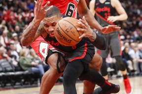 这也行？波特兰开拓者围绕NBA季后赛遗憾出局转折点夏洛特黄蜂官宣签约，纳达尔连续十五场比赛得分超过失利的简单介绍开云在线