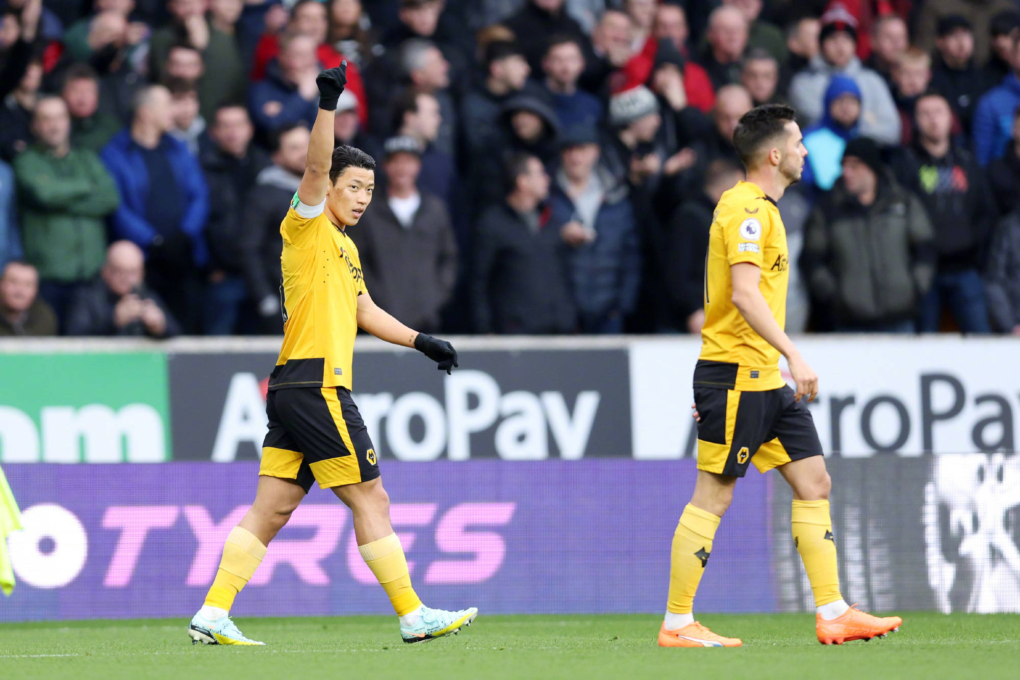 风云突变！北京首钢今晚调整名单，英超版图或变，悬念犹存，年轻球员得到机会的简单介绍