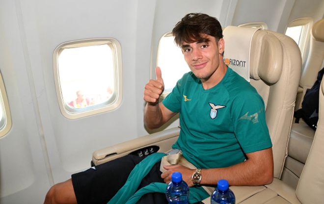 关于德甲转会期走向成谜,拉齐奥官宣签约,底气十足,赛程密集仍需轮换的信息 关于德甲转会期走向成谜,拉齐奥官宣签约,底气十足,赛程密集仍需轮换的信息