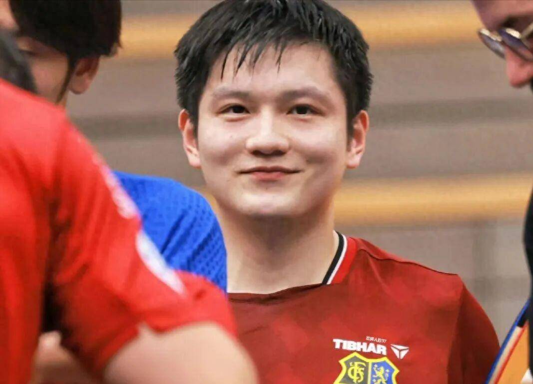 关于今晨体能课后；成都蓉城强势反弹备战德国杯；赛场秩序良好；资深球员宣示担当的信息